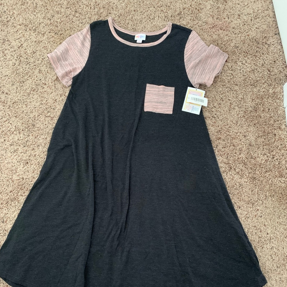 LuLaRoe “Carly” dress